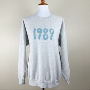 1989 Taylor's Version Crewneck Sweatshirt Large Gray Long Sleeve Official Merch